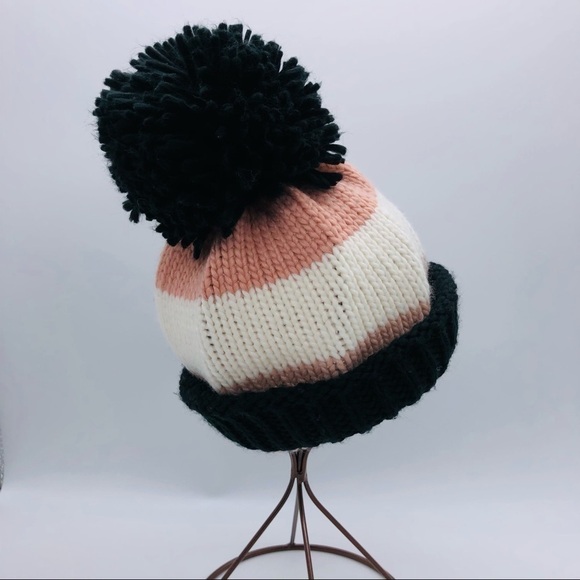 DAVID & YOUNG - WOMENS PRETTY POM POM HAT - Picture 5 of 9